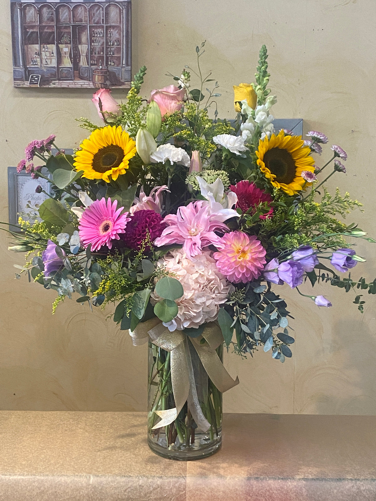 Vase arrangement No.82 (Photo shown is Extravagant size. Small $140, Medium $160, Large $180 Extravagant $200 CAD)