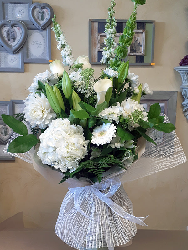 Bouquet No.6 (Photo shown is Large size. Small $80, Medium $100, Large $120 Extravagant $140 CAD)