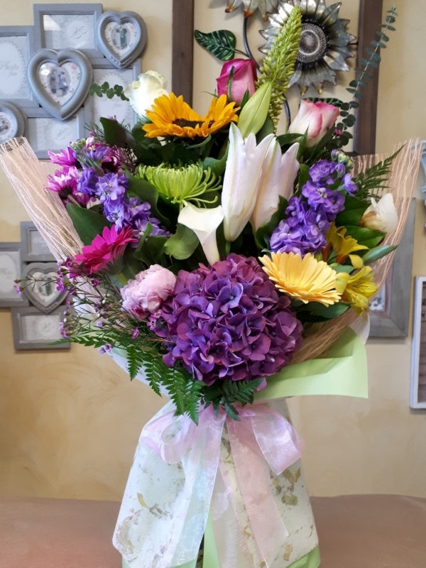 Bouquet No.13 (Photo shown is Large size. Small $80, Medium $100, Large $120 Extravagant $140 CAD)
